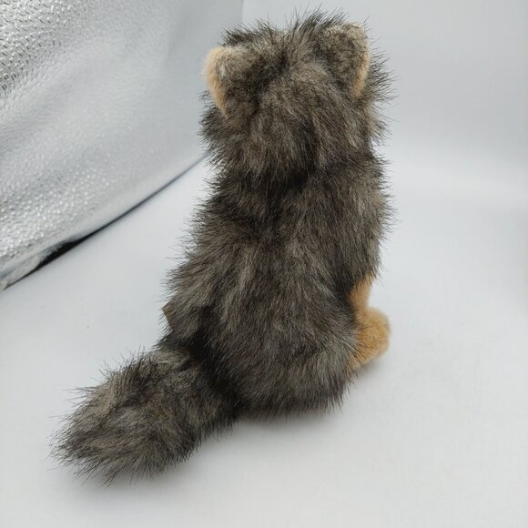 Defender Wildlife Wolf Realistic Plush Gray Brown Stuffed Kids Planet 5" - Picture 3 of 8